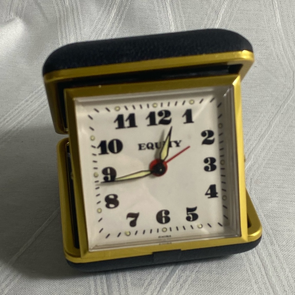 Vintage Equity foldable portable alarm clock